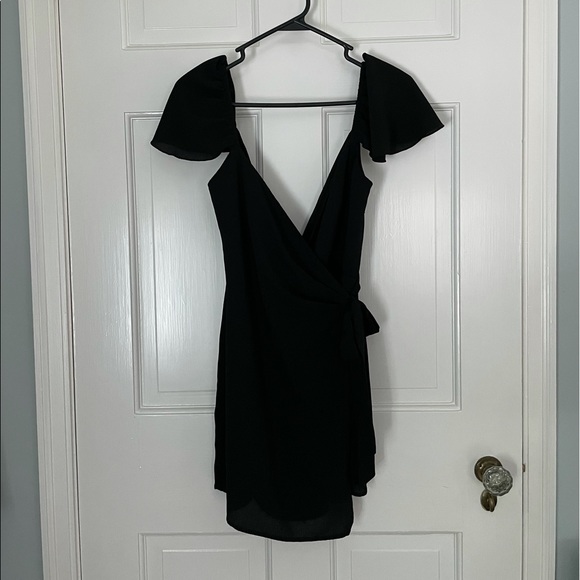 NWOT Show Me Your MuMu Black Elena Wrap Romper - Picture 2 of 12